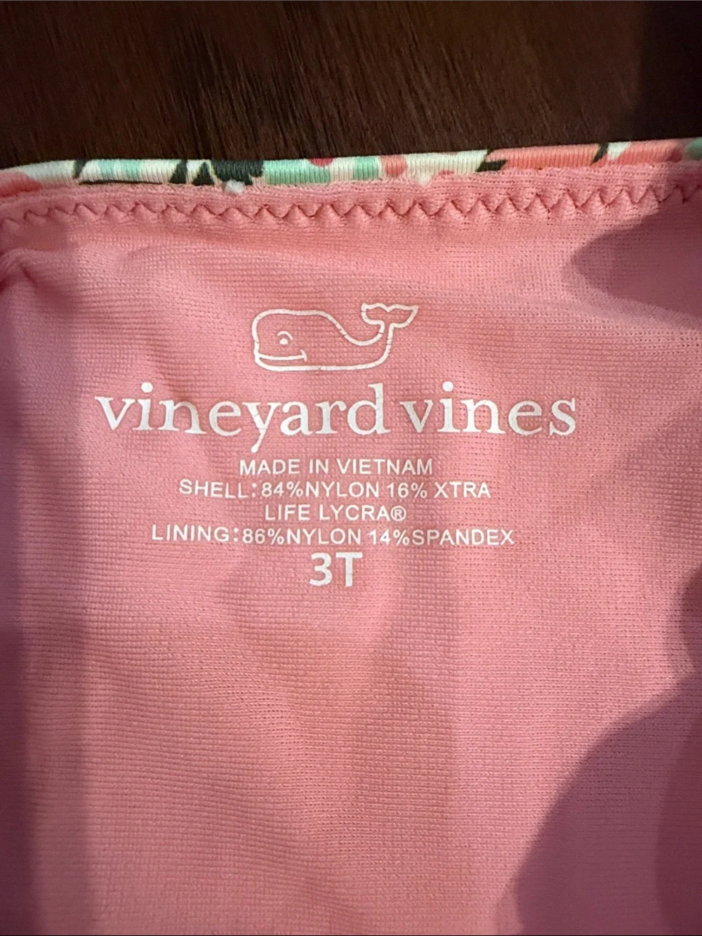 Vineyard Vines playful floral